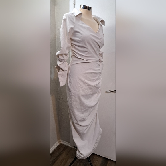 💜Sergio Hudson Asymmetrical Button Up Dress💜 - Picture 10 of 12